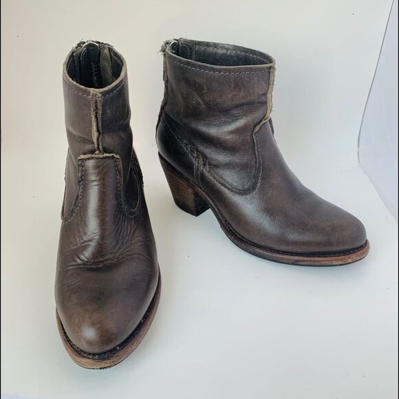 Frye Heeled Booties Sz 6.5 - Picture 2 of 10